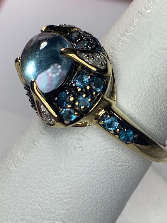 Blue Topaz Ring 14 kt Yellow Gold - image 7