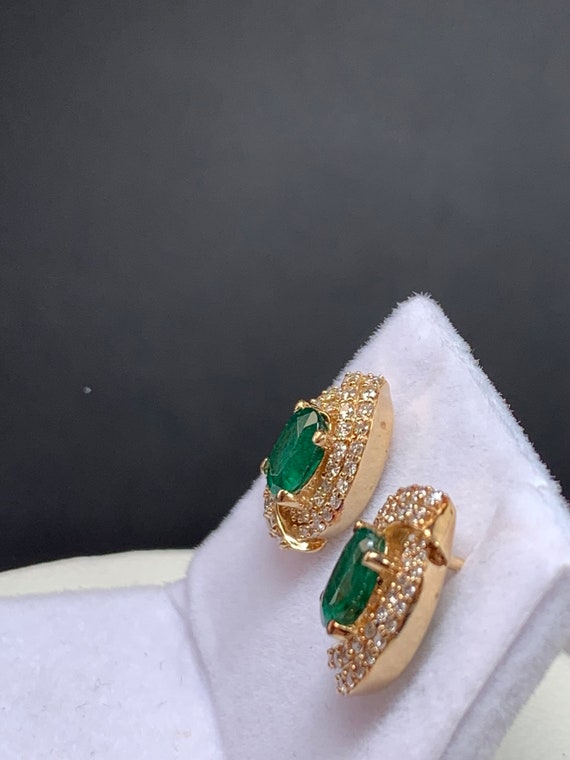 Emerald and Diamond Earrings 14 KT Yellow Gold - image 2