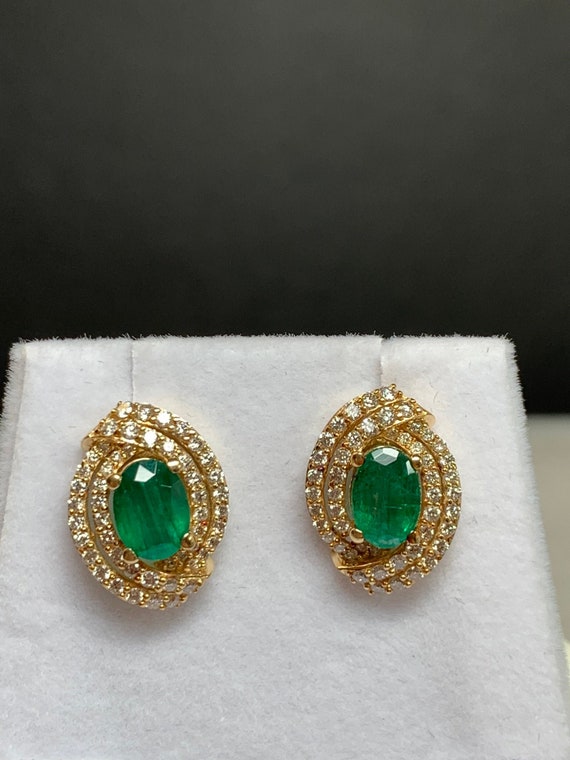 Emerald and Diamond Earrings 14 KT Yellow Gold - image 1
