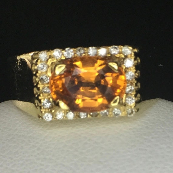 Mandarin Garnet and Diamond Ring 18 Kt Yellow Gold - image 2