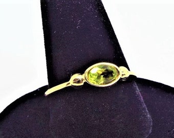 Solid 14k Gold Oval Peridot Ring, 14k Gold Oval Peridot Art Deco Ring, 14k Gold Oval Peridot Ring, August Birthstone Ring