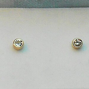 Natural Diamond Earring, Solid Gold Diamond Stud Earring, 14k Diamond Earrings, 14k Diamond Stud Earrings, Gold and Diamond Stud Earring,