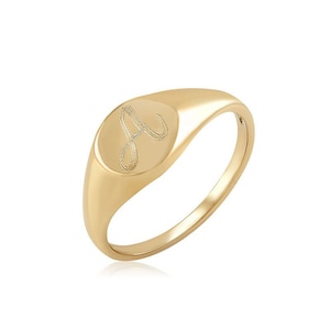 Engraved ring, Personalized Ring, Signet Ring, Initial ring, Gift , Monogram Initial Ring, Letter Ring, Pinky Ring, Customized Jewelry