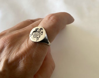 Anelli con shop stemma personalizzato
