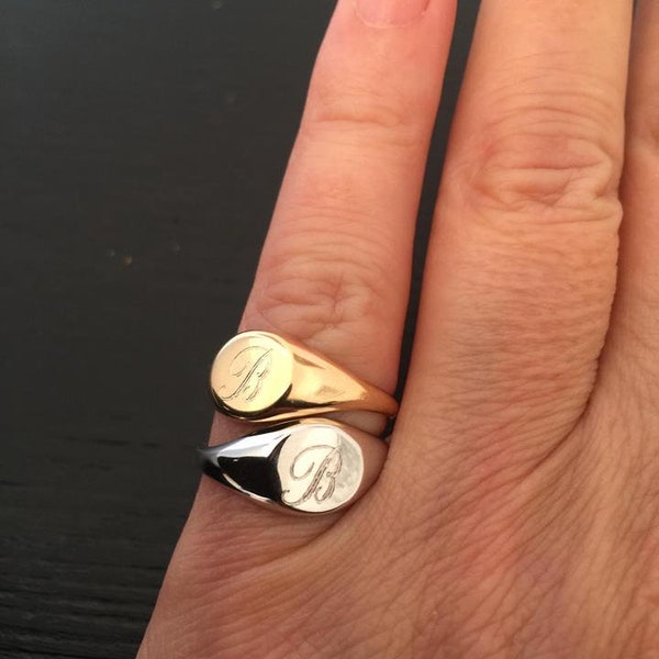 Pinky Engraved ring, Personalized Signet Initial ring, Monogram