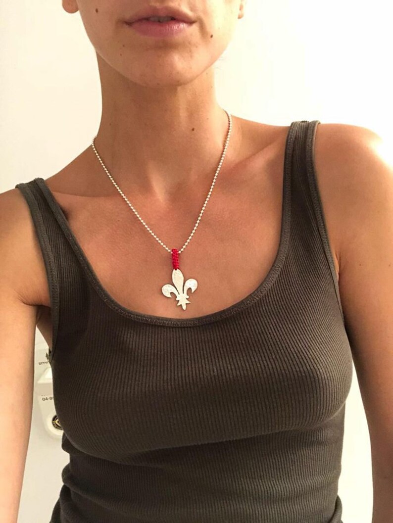 Sterling Silver Fleur de Lis Pendant Flower-de-luce French Royalty Jewelry Fleur-de-lis necklace Coat of Arms necklace Flower of Iris