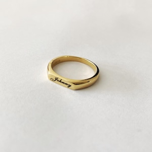 Engraved ring, Personalized Ring, Signet Ring, women ring, Initial ring, Gift for women, Monogram Initial Ring, letter Ring, pinky ring