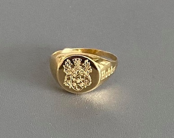 Crest Signet Ring, Pinky Ring, Image Engraved Personalized Ring, Family Crest, Coat of Arms, Gold Round Seal, Handmade Jewelry,