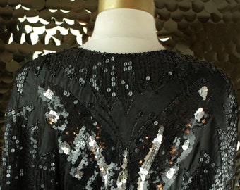 FLUTTERING 70s 80s Black + Silver Vintage TINA Sequin Butterfly Top/ VTG/ Short Sleeve Party Blouse/ Silk Sequin Disco/ Shiny Glam Crop