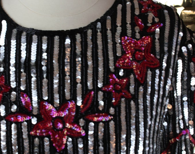 NEW Night Vogue Black+Silver+Red Sequin Star Top