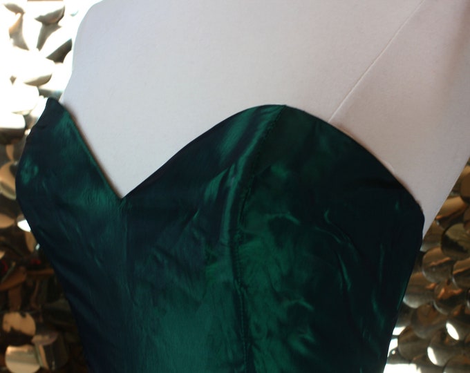 Vintage Emerald Green Sweetheart Ballgown