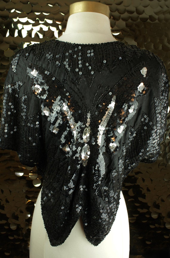 FLUTTERING 70s 80s Black + Silver Vintage TINA Seq