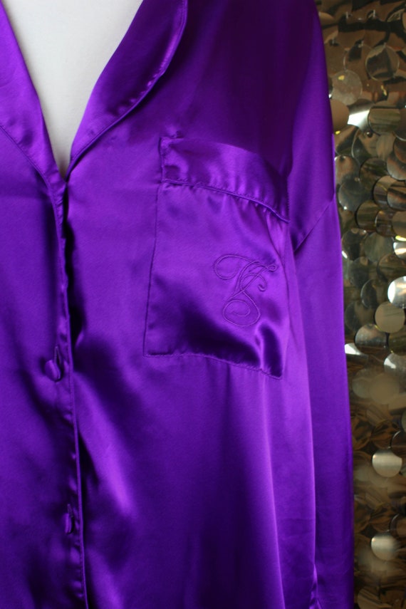 Vintage 90’s Victoria’s Secret purple and pink long sleeve top