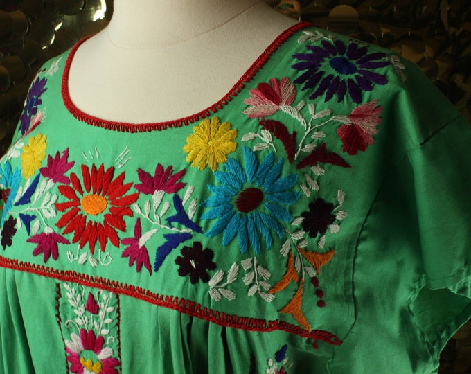 NEW Vintage Bright Green Embroidered Mexican Dress