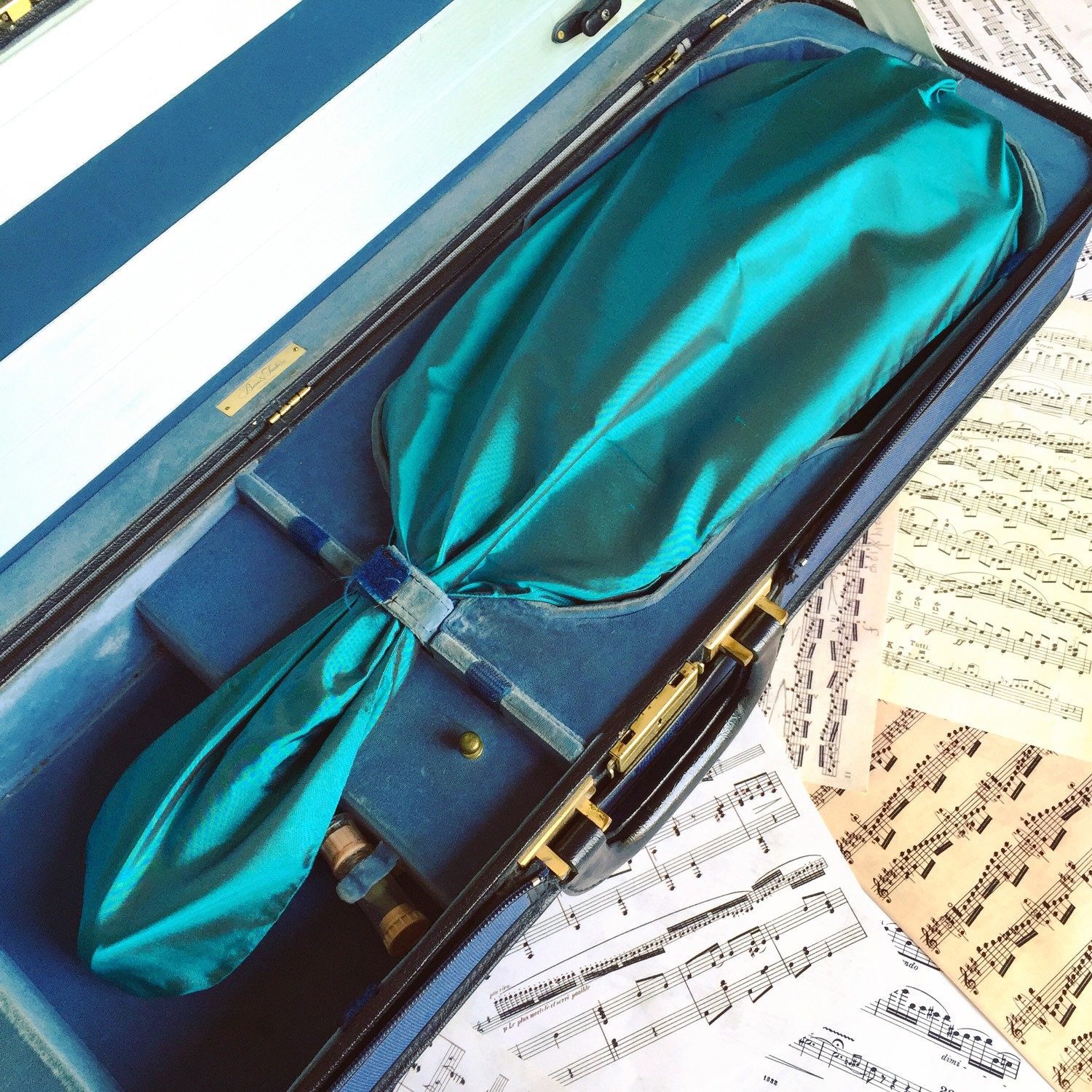 100 Pure Silk Violin Bag in Teal peacock Color, Dupioni Shot Silk