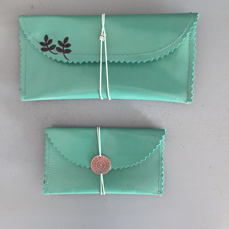 Small light green leather pouch