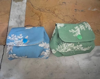 Mini makeup bag in toile de Jouy