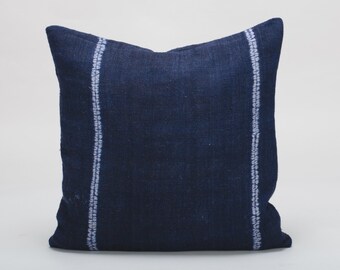 Hill Tribe Indigo Textiles Clothing Pillow cover, Batik Pacific Blue Linen