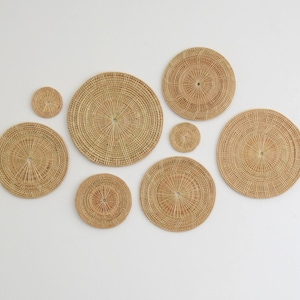 WINTER - Set of 8 - Woven Rattan Wall Decor - Round Plate Wicker Seagrass Winnowing Hanging Wall Art Set Circular Shapes Wall Art Pattern