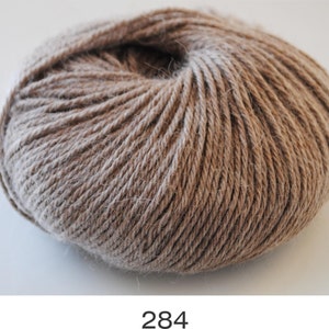 Gray Baby Alpaca Yarn From Peru for Crocheting or Knitting/ INDIECITA DK  Baby Alpaca Yarn/ Luxurious and Soft Yarn for Knitted Lap Blanket 