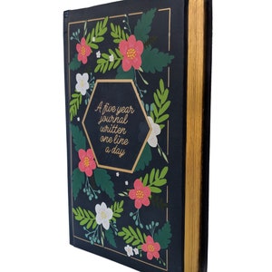 Popular Five Year Journal Written One Line A Day Diary to record your most noteworthy memories. Gift Dorm Decor image 1