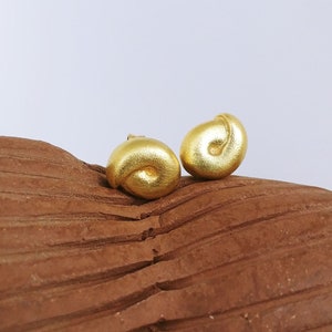 Gold Snail earrings, 18k Gold stud earrings, Gold post earrings image 1