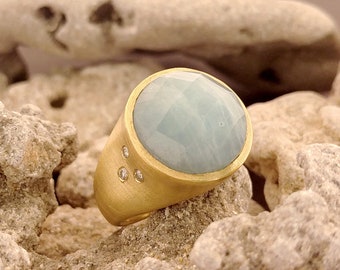 Faceted Round Aquamarine and Diamonds ring, 14k gold Large Aquamarine ring, Gold cocktail ring