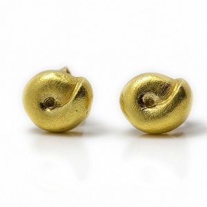 Gold Snail earrings, 18k Gold stud earrings, Gold post earrings image 9