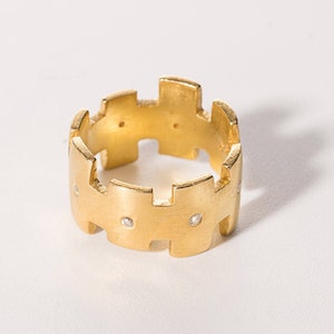 Gold Art deco Diamond band, 18k gold Wedding ring, Yellow Gold diamonds band image 1