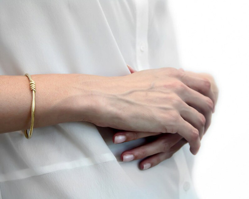 Decorated 18k gold bangle, Stackable bangle, Women chunky bracelet image 7