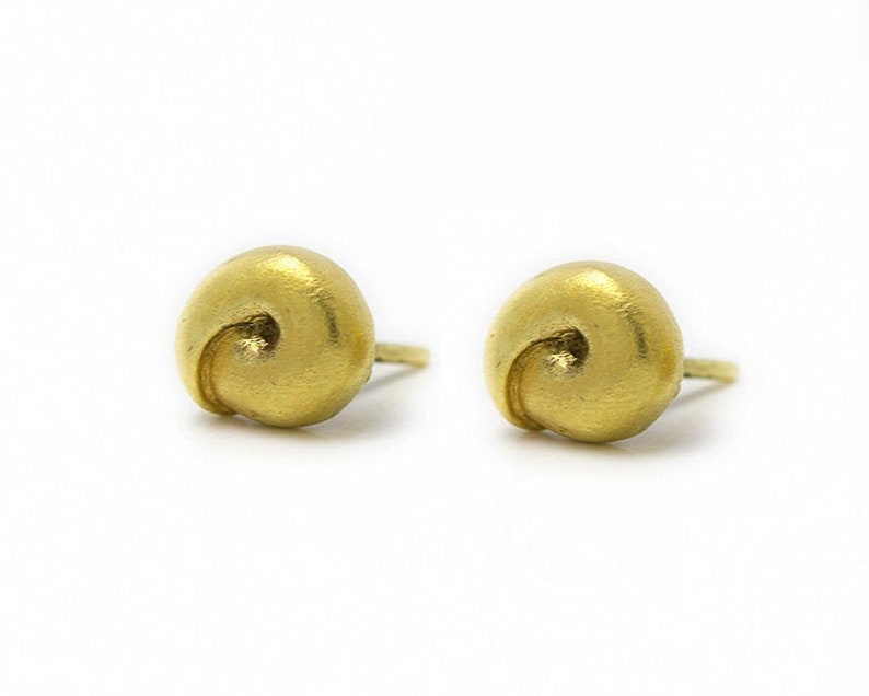 Gold Snail earrings, 18k Gold stud earrings, Gold post earrings image 7