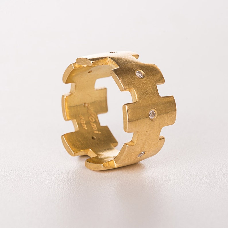 18k Yellow gold art deco ring, Gold diamonds engagement ring, 18k Gold Diamonds band image 2