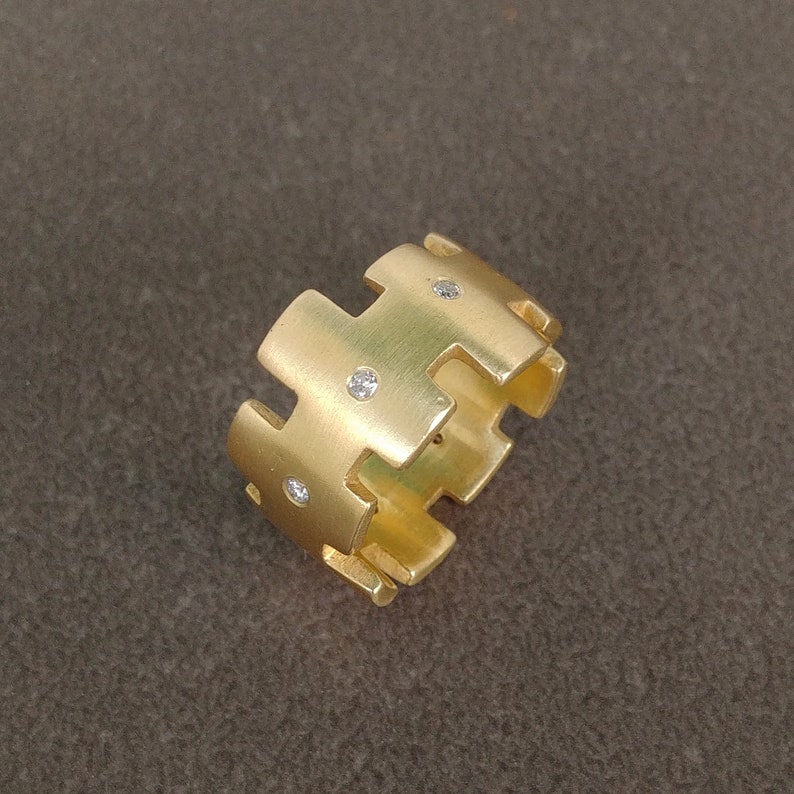 18k Yellow gold art deco ring, Gold diamonds engagement ring, 18k Gold Diamonds band image 1