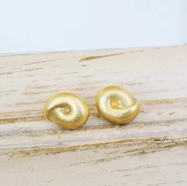 Gold Snail earrings, 18k Gold stud earrings, Gold post earrings image 2