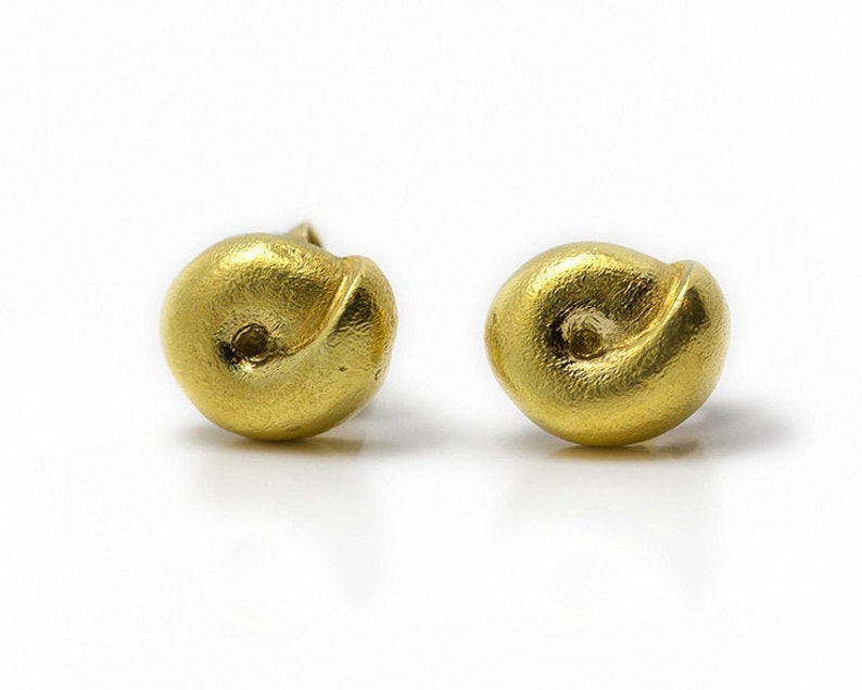 Gold Snail earrings, 18k Gold stud earrings, Gold post earrings image 9