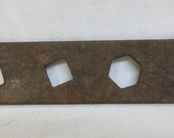 5.5" long salvage metal piece, vintage rusty metal, industrial decor, rustic home decor