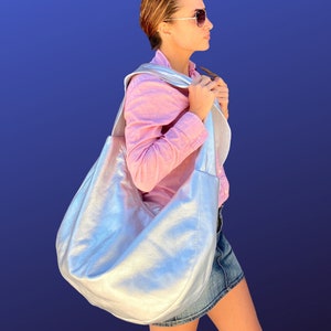 Bolso hobo grande de piel color plata, holgado, con cremallera, 50 cm de ancho x 35 cm de alto, bolso de trabajo y de viaje