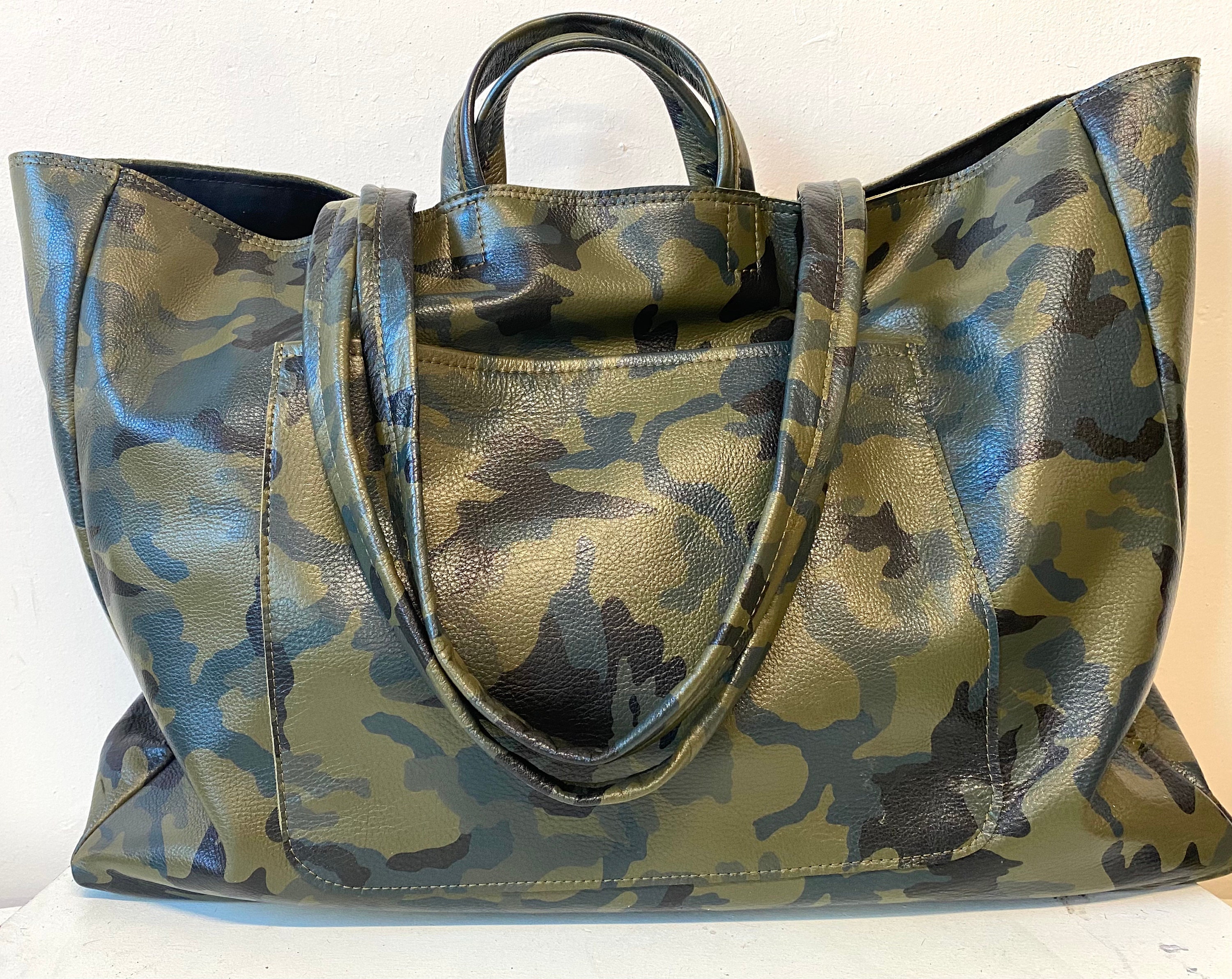 Extra Large Camo Leather Tote Bag 19x 15x 5 With Cotton 