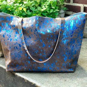 Bolso extragrande de piel de vacuno metalizada azul de 23” x 13”, bolso de mano para ordenador de gran tamaño para trabajo y viajes, bolso grande para la compra, bolso lavado con ácido con cremallera