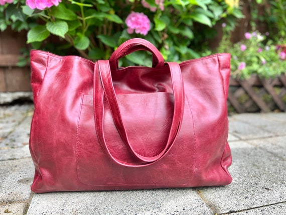 Wine red bag hotsell