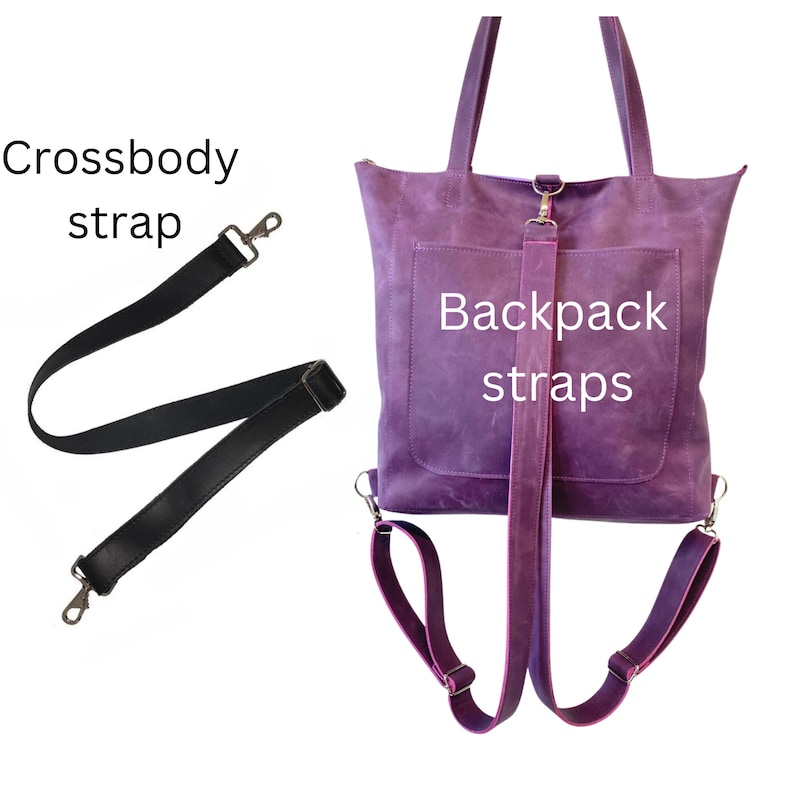 Op de afbeelding: Een paarse leren tote bag met rugzakriemen en een aparte zwarte crossbody riem. De tas heeft een voorvak en handvatten aan de bovenkant. De tekst "Backpack straps" en "Crossbody strap" zijn zichtbaar.