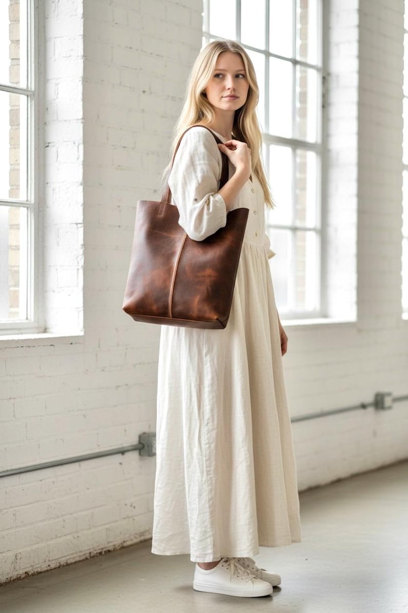 Tall Brown Leather Tote: Zippered Work & Travel Bag image 2