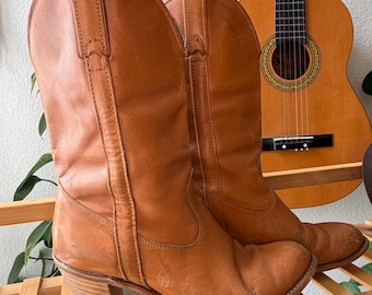 Vintage Cognac Leather Western Cowboy Boots | Women’s Size 9 (Marked 10) | Distressed Brown Boots | Boho Country Cowgirl Style