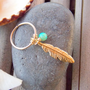 Gold gefüllte Knorpel Ohrring, Knorpel Ohrring, Gold gefüllt Opal Knorpel Creolen, winzige Creolen, Helix Piercing.