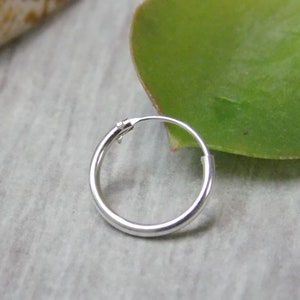 Boucles d&#39;oreilles en argent sterling Hoop - Boucles d&#39;oreilles Silver Hoop - Boucles d&#39;oreilles Tiny Hoop - Boucles d&#39;oreilles Hoop - Petite boucle d&#39;oreille Hoop - Silver Hoop Tiny