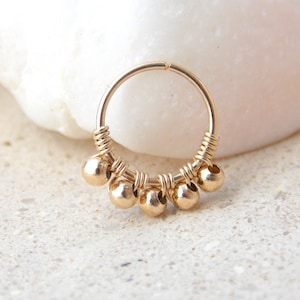 Beaded cartilage earring - Helix hoop - Cartilage piercing - Helix jewelry -  Minimal Helix jewelry - Tiny Hoop - piercing hoop - nose ring
