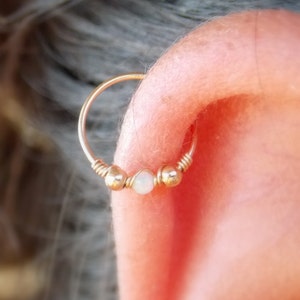Dünner Helix Ohrring - Knorpel Ohrring - Tragus Piercing - Opal Piercing - Nasen Hoop - Extra dünner winziger Hoop - 22 Gauge - Opal Piercing