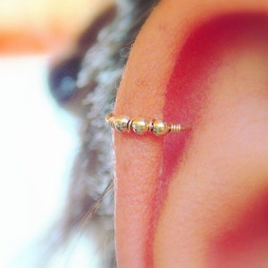 Gold filled hoop/ Helix / Cartilage Hoop Ring piercing, Beaded Helix Hoop, Helix Jewelry, pearl conch , conch jewelry