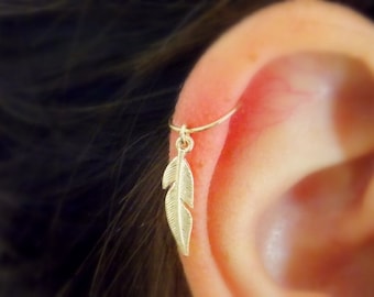 Cartilage hoop Earring, tiny Feather gold hoop,gold filled tiny hoop