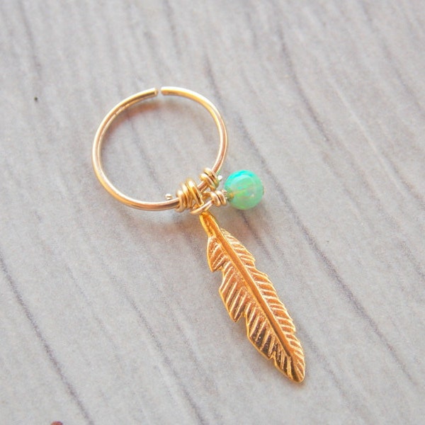 Pendiente de aro de cartílago de hélice de pluma rellena de oro